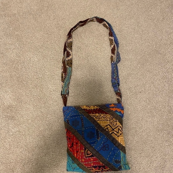 TRIBAL Printed Purse - Picture 11 of 11
